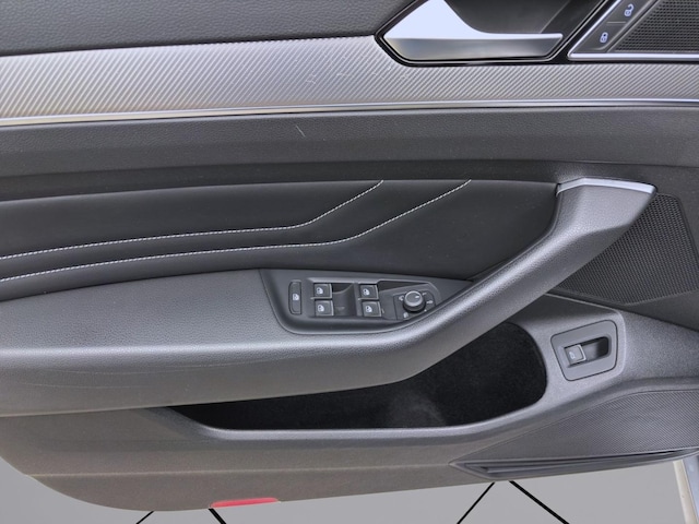 Volkswagen Passat 2.0 TSI DSG R-Line Variant