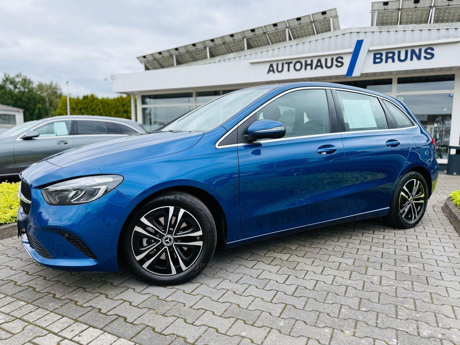 Mercedes-Benz B 200 Progressive Sedan