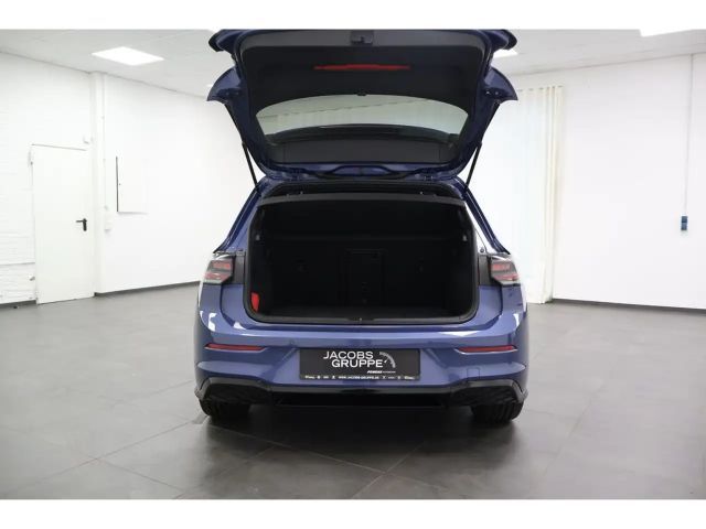 Volkswagen Golf 2.0 TDI DSG Golf VIII R-Line