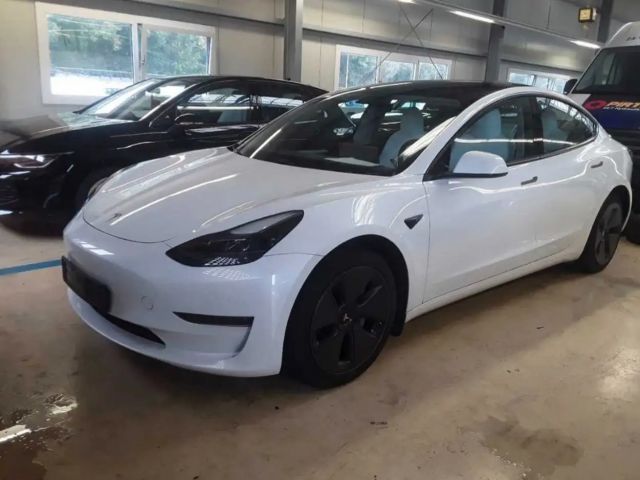 Tesla Model 3 AWD Dual Motor Long Range