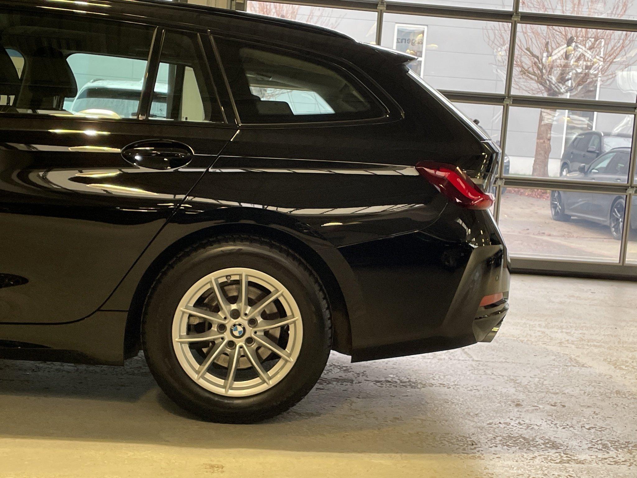 BMW 318 318i Touring