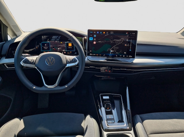 Volkswagen Golf 1.5 l eTSI MATRIX Nav AHK Winterpaket