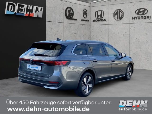 Volkswagen Passat 1.5 eTSI Business DSG Variant