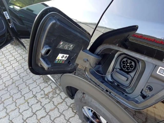 Peugeot E-2008 Allure Pack