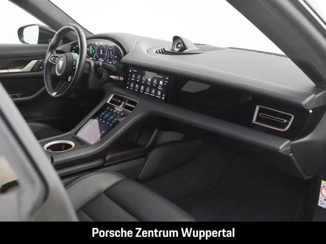 Porsche Taycan 4 Cross Turismo
