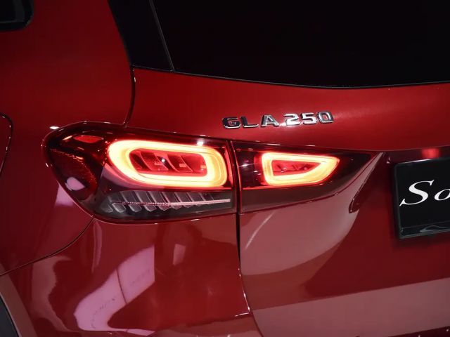 Mercedes-Benz GLA 250 AMG Line Designo