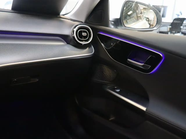 Mercedes-Benz C 180 AVANTGARDE Sedan