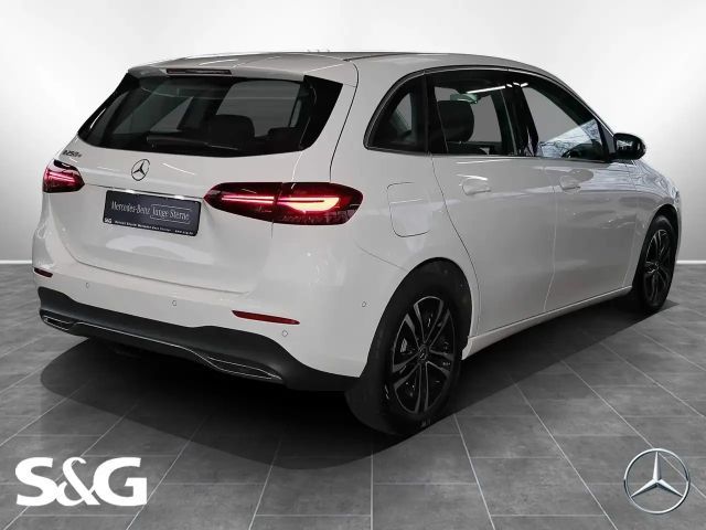 Mercedes-Benz B 250 B 250 e