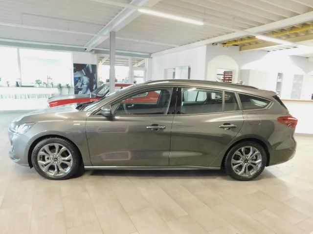 Ford Focus ST Line Wagon