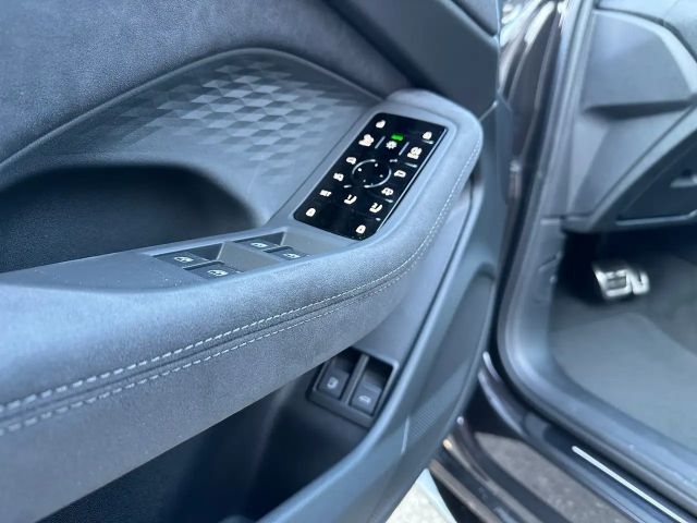 Audi A6 e-tron Quattro