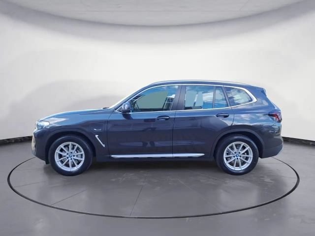 BMW X3 xDrive30e