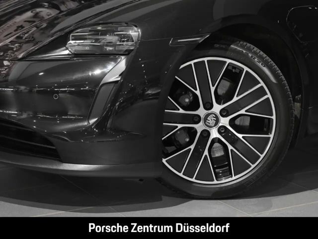 Porsche Taycan Surround-View 20-Zoll Abstandstempomat