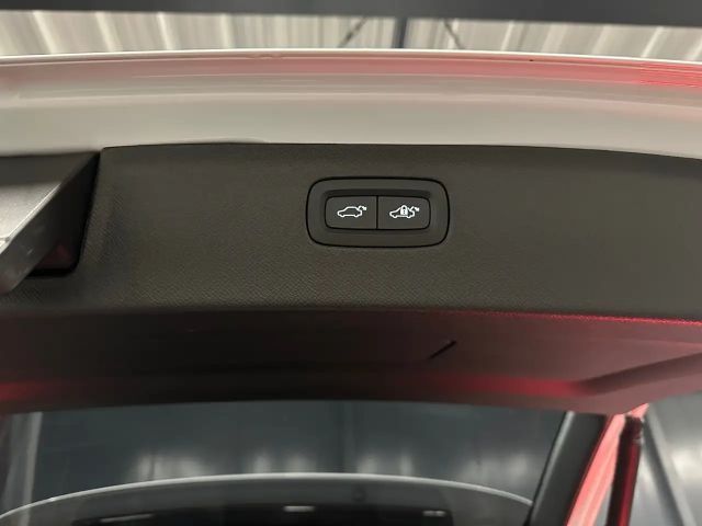 Volvo XC90 AWD Dark Recharge Ultra