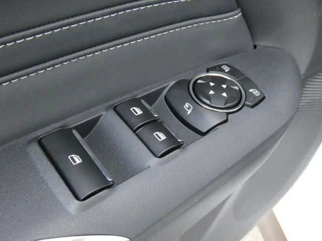 Ford Mustang Fastback GT 5.0 V8