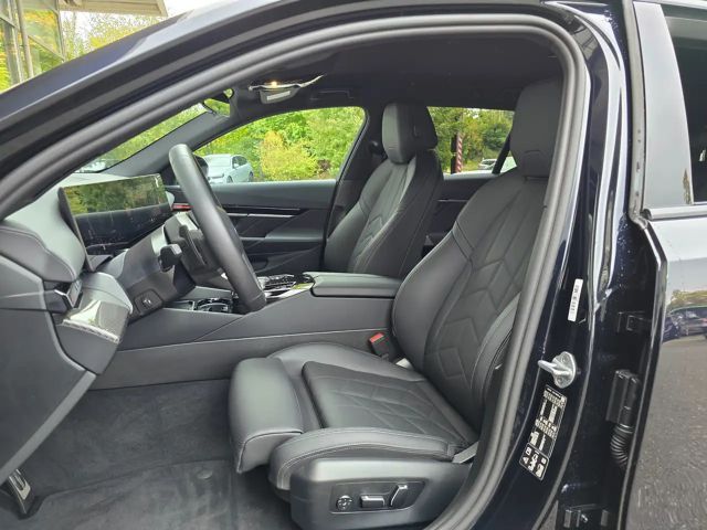 BMW 520 520d M-Sport Touring xDrive