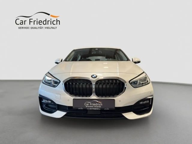 BMW 120 120d Sedan Sport Line