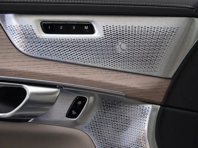 Volvo XC90 AWD Dark T8 Ultra