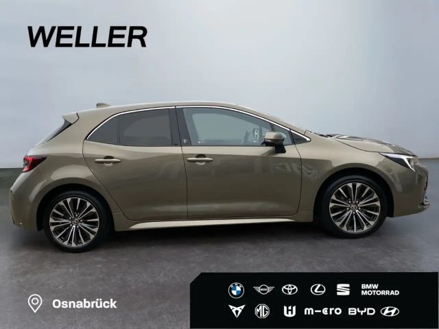 Toyota Corolla Hybride Team D