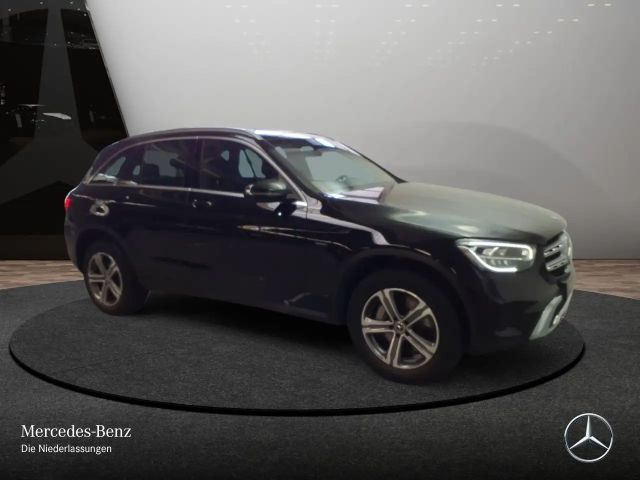 Mercedes-Benz GLC 300 4MATIC GLC 300 e
