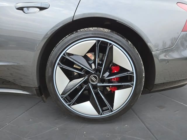 Audi RS e-tron GT KAM/HUD/2xPDC/MATRIX/NAVI/SHZ