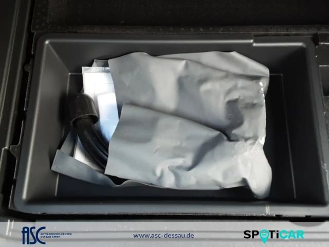 Peugeot 3008 N GTPK HY225EAT8 Navi, SHZ,Kamera,FocalSound,ACC S