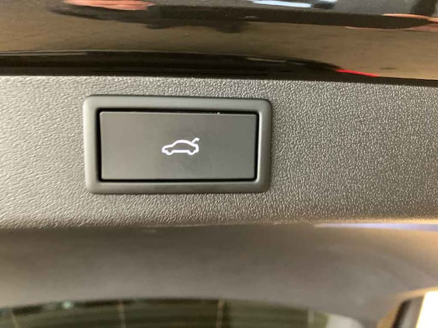 Skoda Enyaq Enyaq 85x *AHK*MATRIX*WÄRME*ACC*NAVI*R-CAM*SHZ*