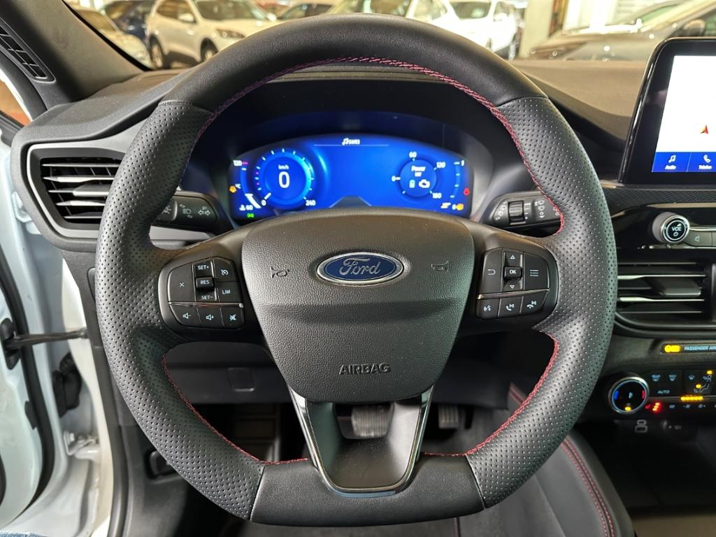 Ford Kuga ST Line