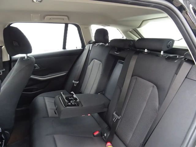 BMW 318 318i Touring