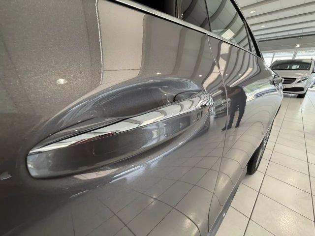 Mercedes-Benz CLA 200 AMG Line CLA 200 d Coupé