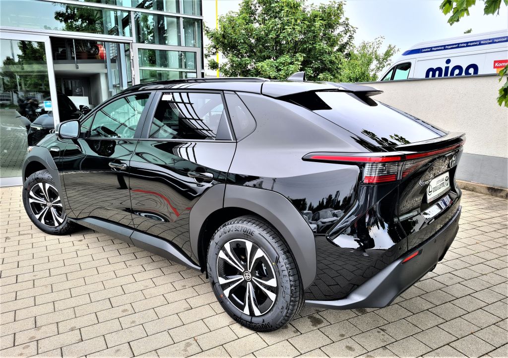 Toyota bZ4X 5-deurs Basis Comfort