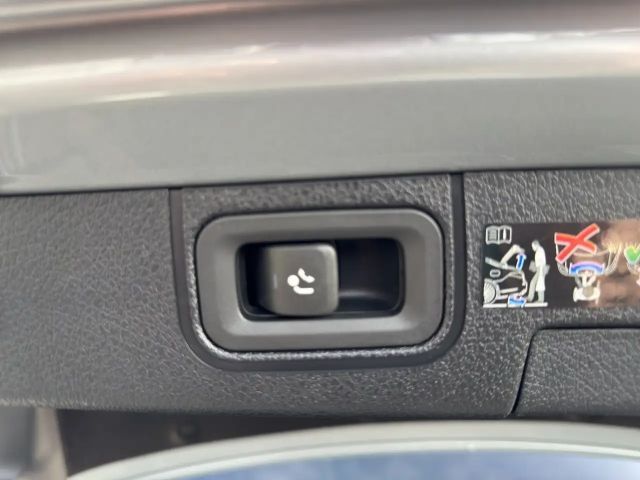 Mercedes-Benz A 220 A 220 d AMG Line