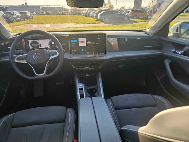 Volkswagen Passat Navi / AHK / CAM / LED