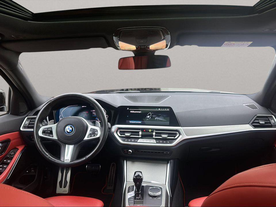 BMW 330 330e Touring