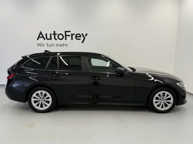 BMW 320 320d xDrive