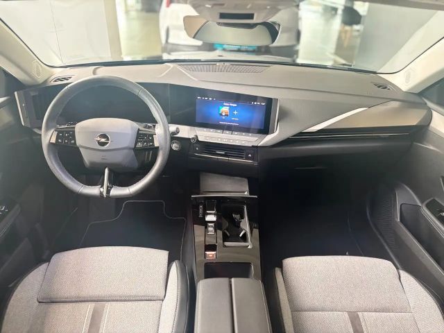 Opel Astra Elegance Innovation