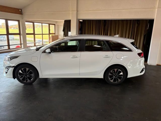 Kia Ceed Hybrid PHEV SportWagon Vision