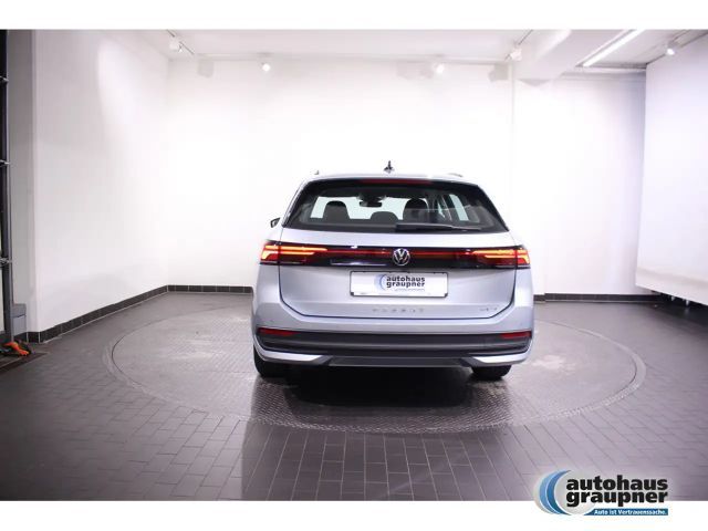 Volkswagen Passat 1.5 eTSI DSG