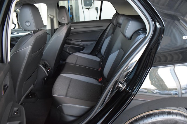 Volkswagen Golf Golf 8 ENERGY 1,5 l TSI NAVI LED KAMERA Klima