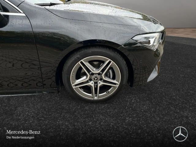 Mercedes-Benz CLA 180 AMG Line