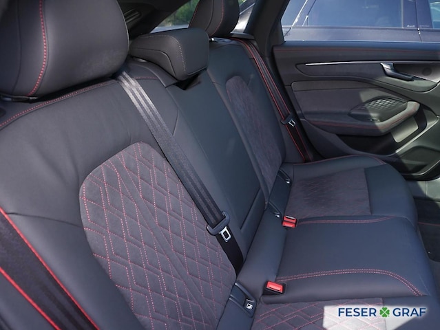 Audi A6 e-tron Avant Quattro