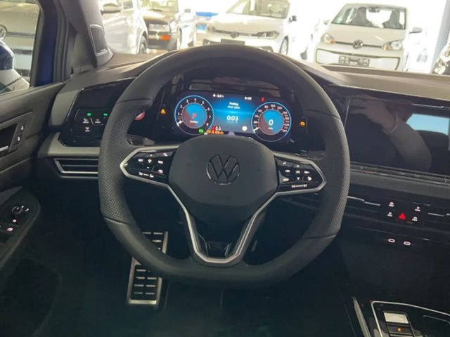 Volkswagen Golf 1.5 eTSI DSG Golf VIII R-Line