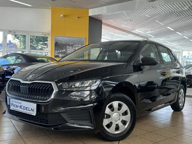 Skoda Fabia 1.0 Essence *LED*KLiMA*PDC*SPuR*