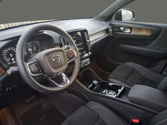 Volvo XC40 Dark Plus Recharge T5