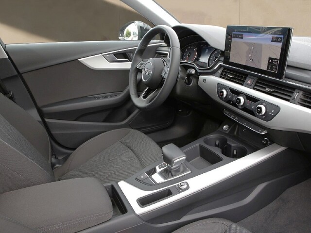 Audi A4 40 TFSI Avant S-Tronic
