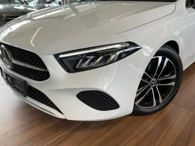 Mercedes-Benz A 200 Progressive