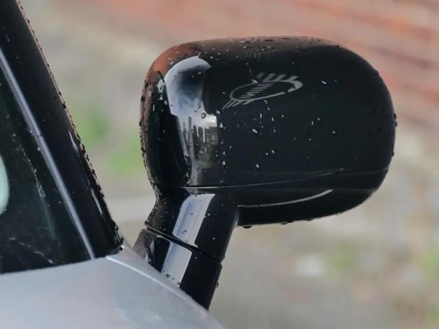 MINI Cooper E Classic