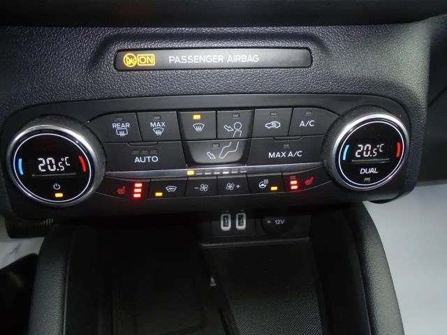 Ford Kuga AWD Hybrid Titanium X