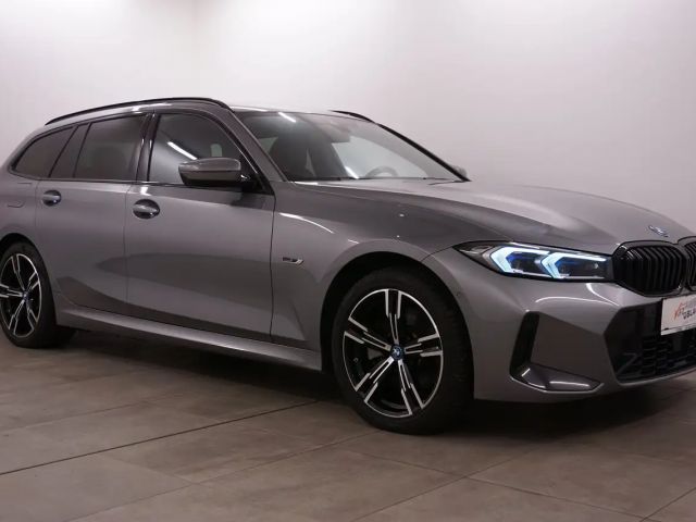 BMW 320 320e M-Sport xDrive