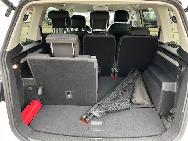 Volkswagen Touran BMT DSG Highline