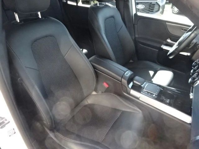 Mercedes-Benz GLB 200 Progressive